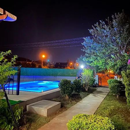 Villa Villa Nil *